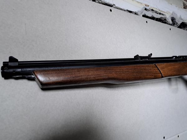 Sheridan pompbuks model 392PA luchtbuks