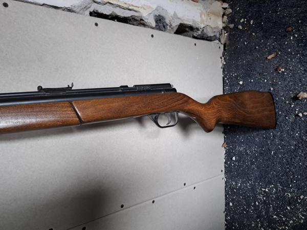 Sheridan pompbuks model 392PA luchtbuks