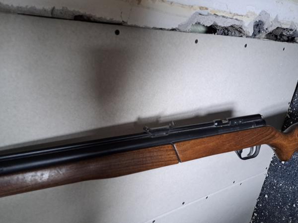 Sheridan pompbuks model 392PA luchtbuks