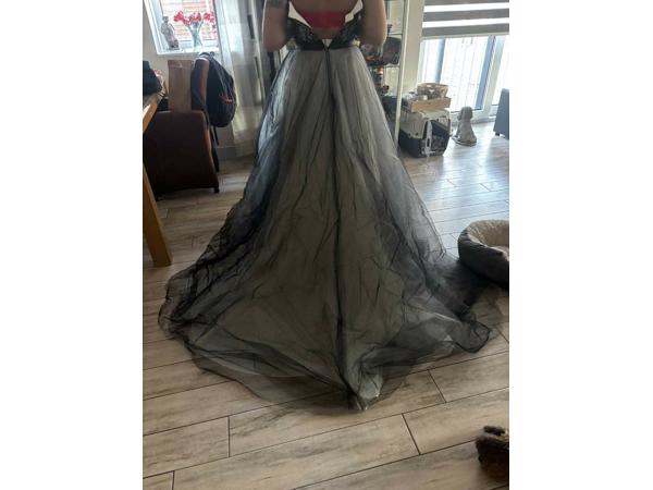 zwart/witte trouwjurk maat 38/40