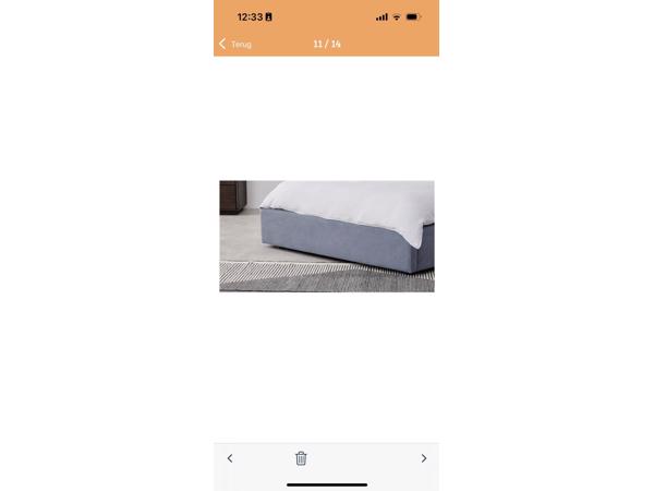 Kingsizebed met opbergruimte in het lichg blauw/grijs