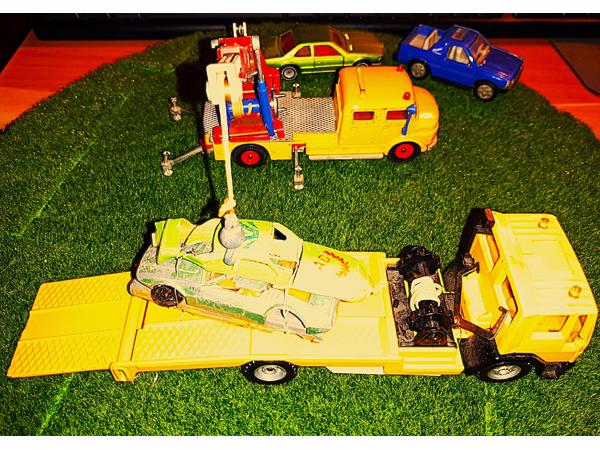 Siku mercedes benz "rund hauber "wreck truck