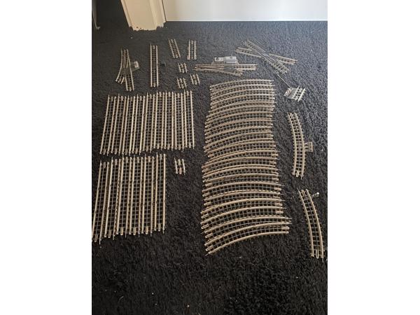 Treintjes rails en decoratie