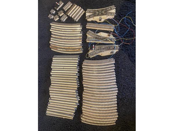 Treintjes rails en decoratie