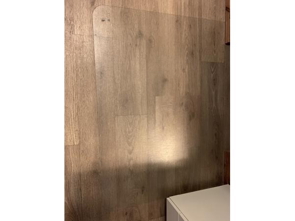 Ikea ‘KOLON’ Vloerbeschermer, 100 cm x 120 cm voor onder een verrijdbare kantoorstoel.