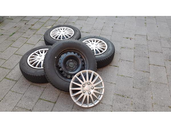 Winterbanden incl velgen (185/70) geschikt voor Opel Corsa