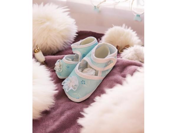 Junior Joy Babyschoenen Newborn Lichtblauw Met Bloemetjes