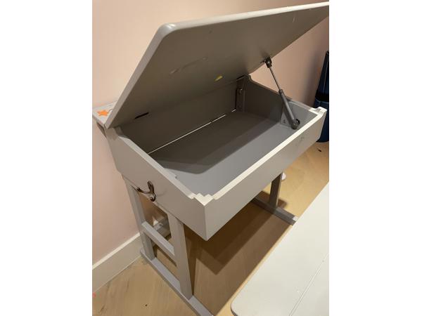 Kinder bureau