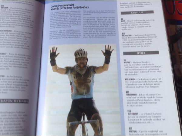 Jaarboeken (16stuks ) van 1988 tot 2003 in het Nederlands