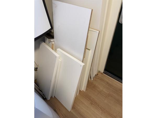 Diverse witte planken