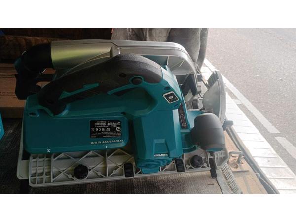 Makita circelzaag splinternieuw