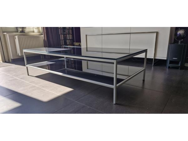 Moderne salontafel en sidetable