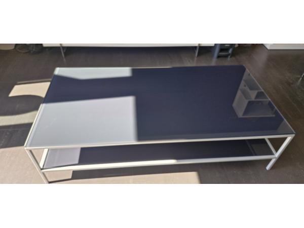 Moderne salontafel en sidetable