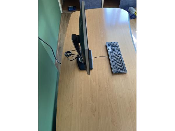 Bureau 200x95cm in hoogte verstelbaar