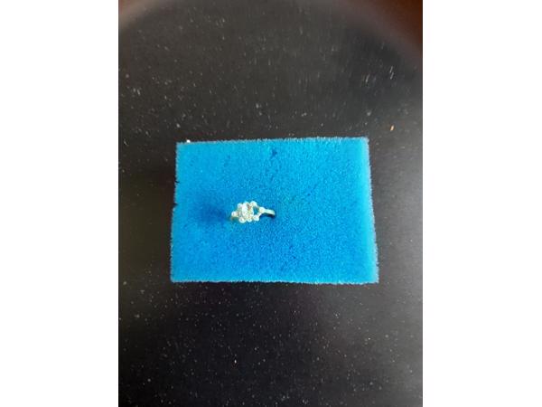 Gouden dames ring zo goed als nieuw