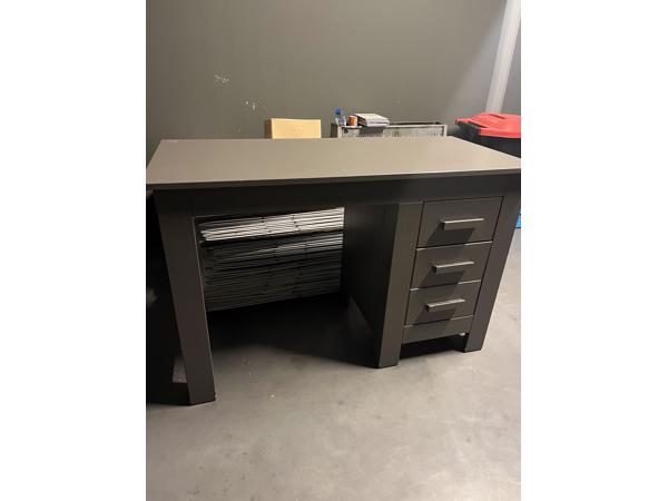 Houten bureau