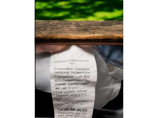wijde jeans driekwart lang met omslagpijp lichtblauw 32 M/L