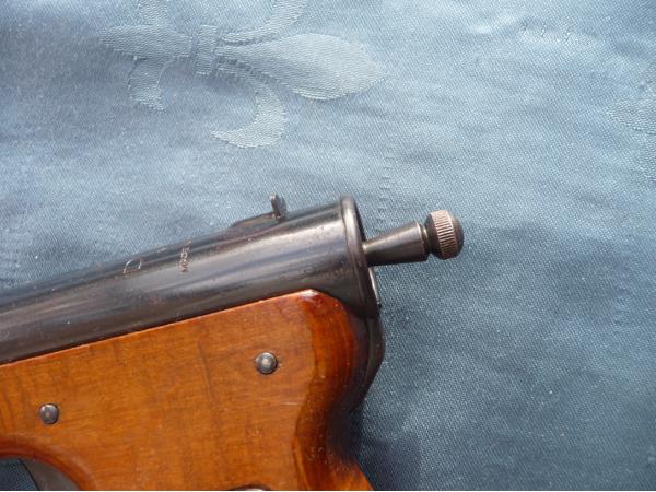 Mooi oud DIANA model 2 LUCHTPISTOOL werkend