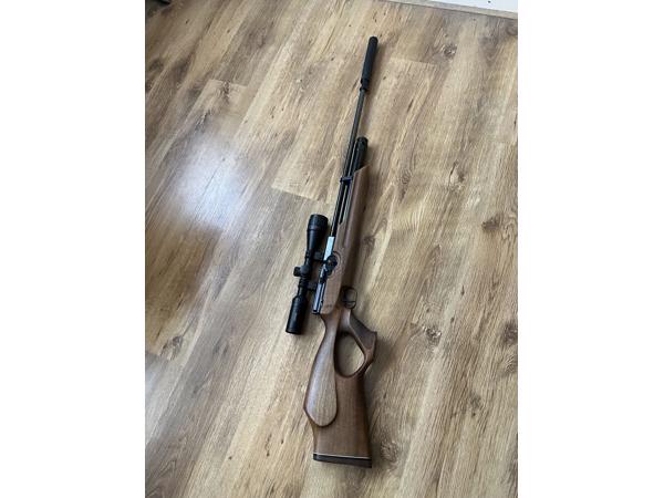 Te Koop Hw100 4,5 mm thumbhole