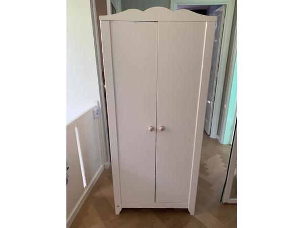 Kledingkast kinderkamer