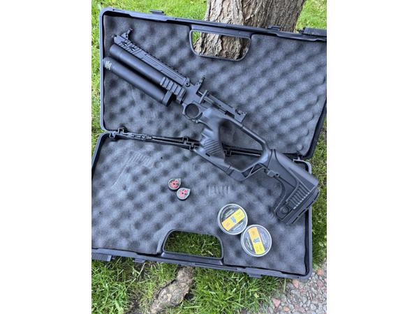 hatsan yet 2 5.5 mm met koffer 2 magazijnen