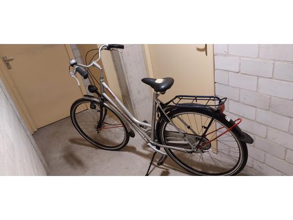 Damesfiets 2x i.g.st.
