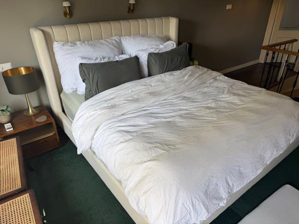 Tweepersoonsbed (lattenbodem, zonder matras)