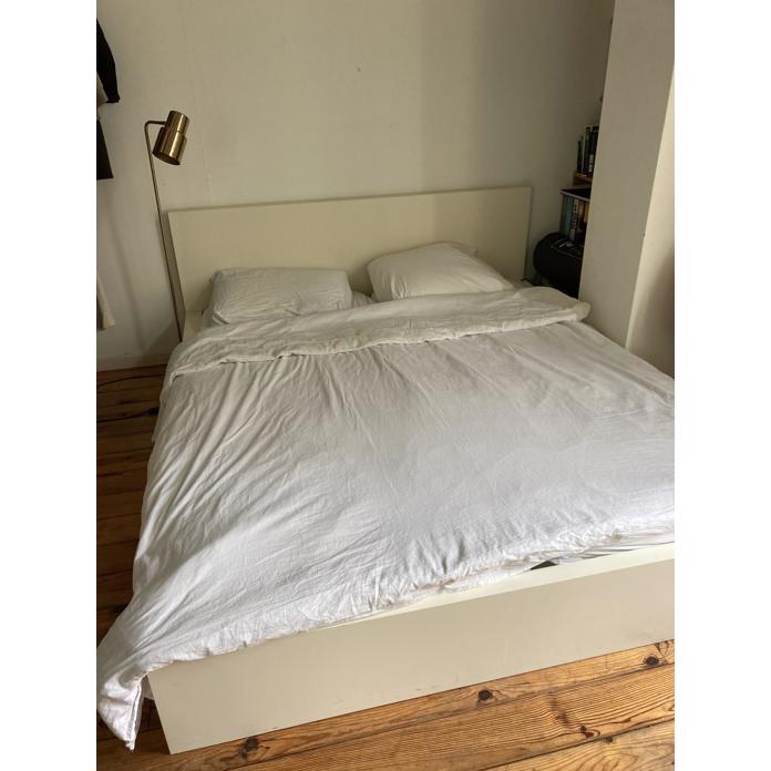 Verouderd beeld Onderdrukker Ikea Malm bed 160x200 in Amsterdam - Huis en Inrichting, Slaapkamer -  Markanda