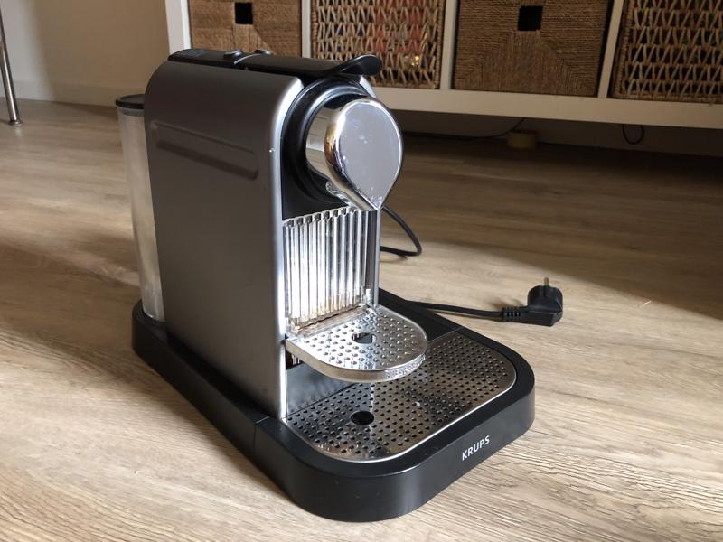 In dienst nemen Regenachtig Duplicatie Nespresso apparaat: Krups Nespresso Citiz & Milk in Utrecht - Witgoed en  Apparatuur, Keuken - Markanda