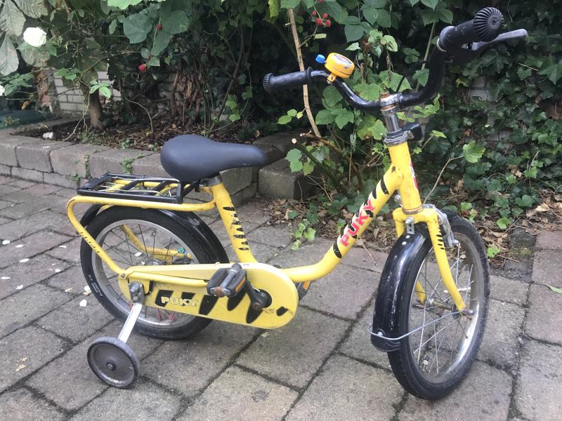 Geld lenende lezer evolutie Kinderfiets 16 inch met zijwieltjes in Utrecht - Fietsen en Brommers,  Kinderfietsen - Markanda